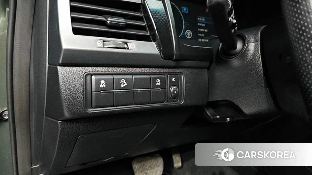 Ssangyong The New Rexton Sports Cannes id 4905881 из Кореи 9