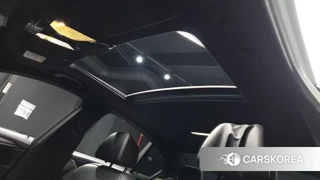 BMW 5 Series (G30) id 3442966 из Кореи 9