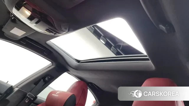 Maserati Ghibli id 3395802 из Кореи 9