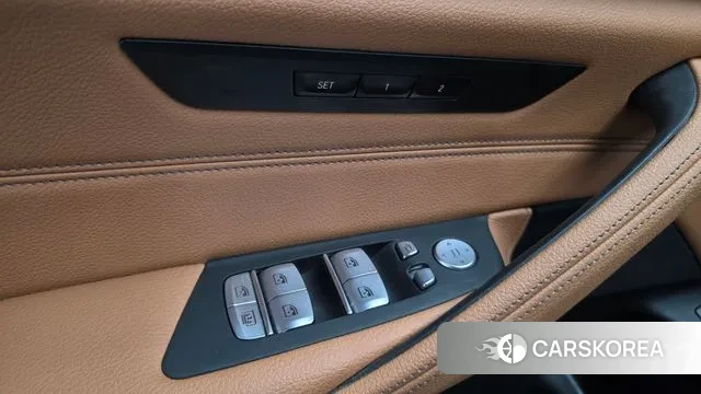 BMW 5 Series (G30) id 3739901 из Кореи 9