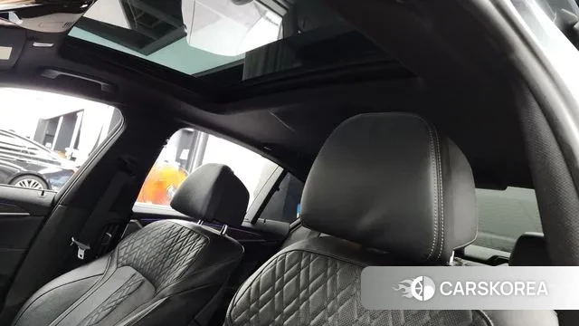 BMW 5 Series (G30) id 3050739 из Кореи 9