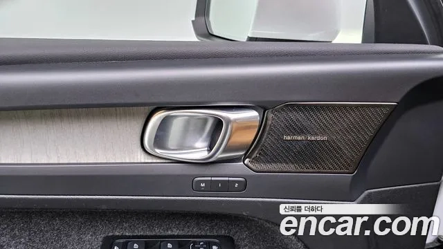 Volvo XC40 id 2949886 из Кореи 9