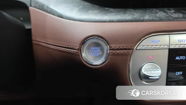 Genesis G90 (RS4) id 4381346 из Кореи 9