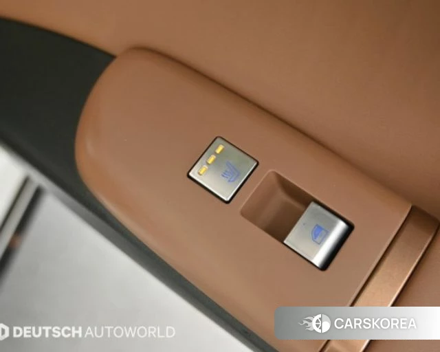 Hyundai Grandeur Hybrid (GN7) id 3864714 из Кореи 9