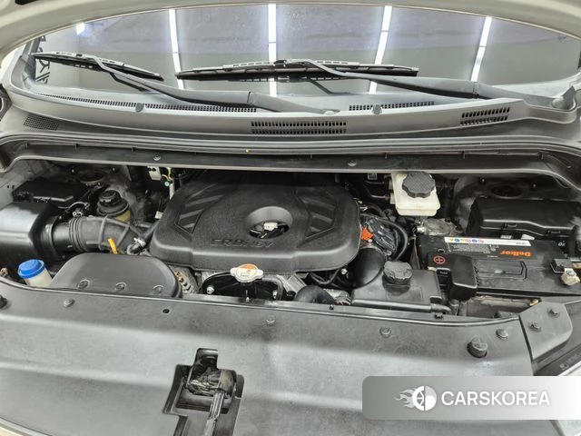 Hyundai The New Grand Starex id 3885975 из Кореи 9