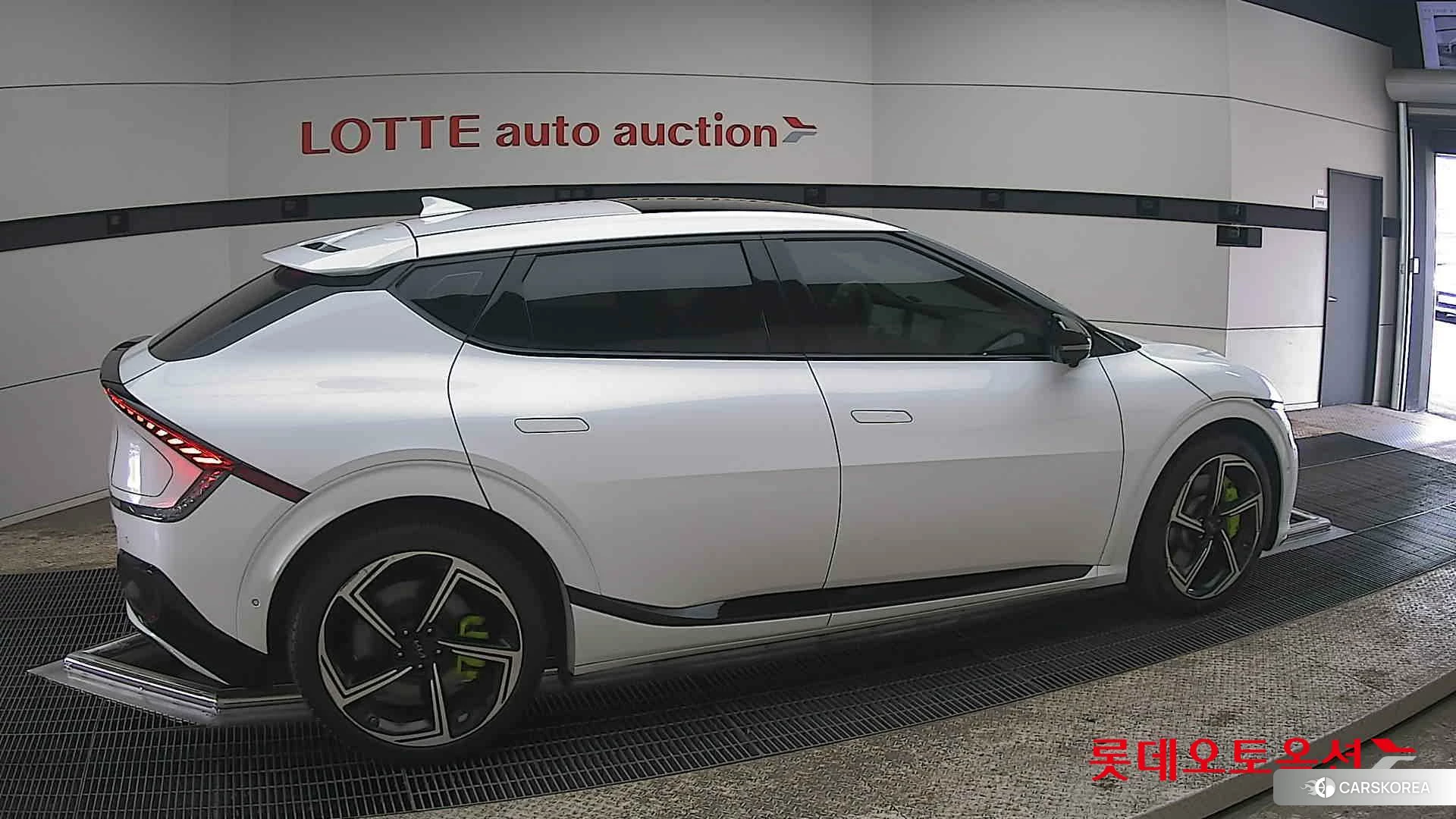 Kia EV6 GT id 3875721 из Кореи 9