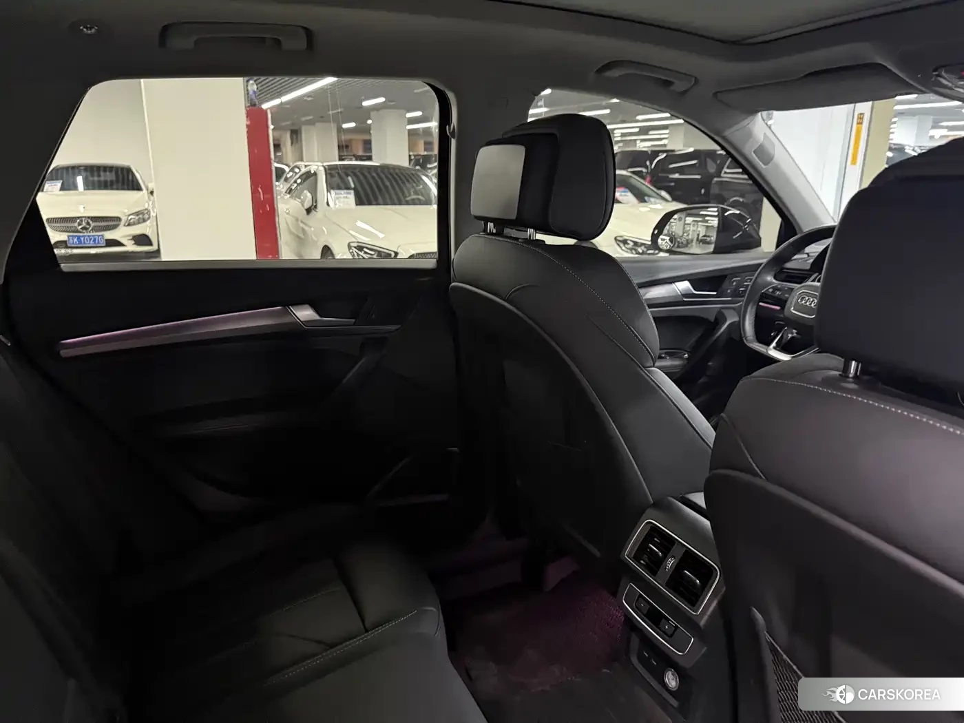 Audi Q5L id 4629099 из Китая 9