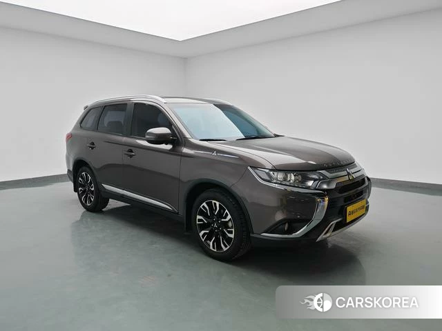 Mitsubishi  Outlander id 4212737 из Китая 9