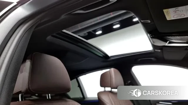 BMW 5 Series (G30) id 2974621 из Кореи 9