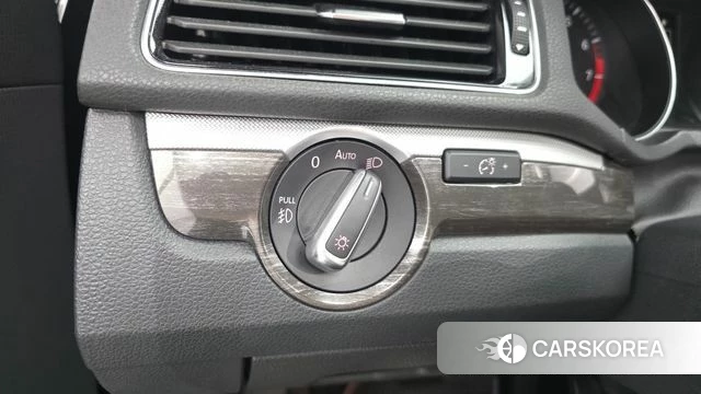 Volkswagen The New Passat id 4722561 из Кореи 9