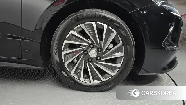 Hyundai Sonata Hybrid (DN8) id 3524838 из Кореи 9