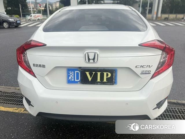 Honda Civic id 4374696 из Китая 9