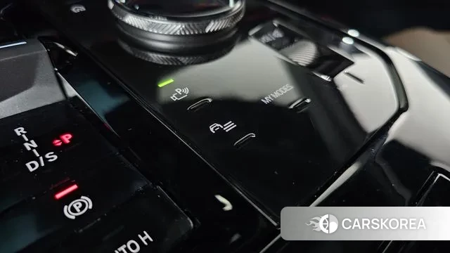 BMW 5 Series (G60) id 3517673 из Кореи 9