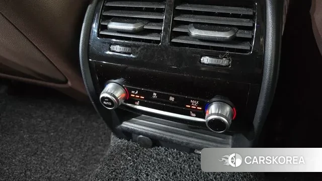 BMW 5 Series (G30) id 3438718 из Кореи 9