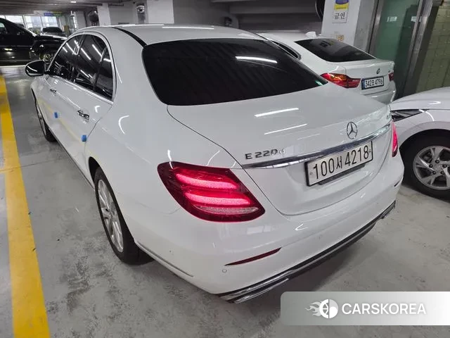 Mercedes-Benz E-Class W213 id 2981043 из Кореи 9