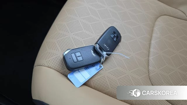 Kia Carnival 4th generation id 4535251 из Кореи 9