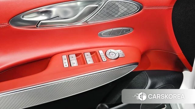 Genesis GV70 id 4501112 из Кореи 9