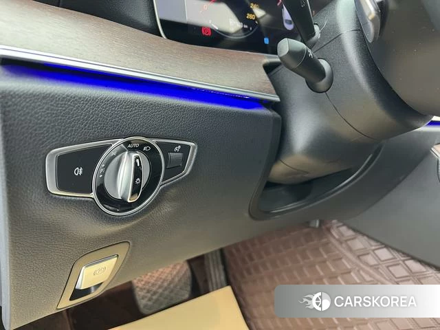 Mercedes-Benz E-class id 4256075 из Китая 9
