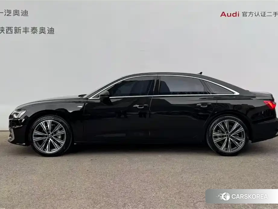 Audi A6L id 4546221 из Китая 9
