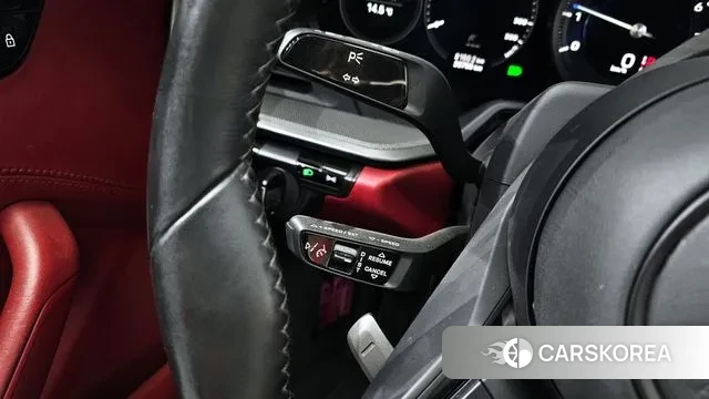 Porsche 911(992) id 2538280 из Кореи 9