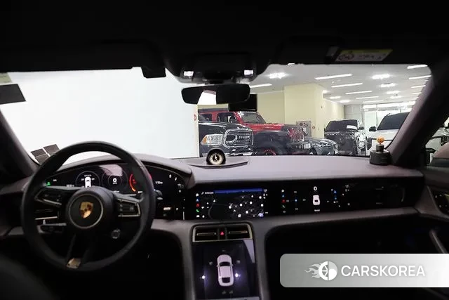 Porsche Taycan id 3054274 из Кореи 9