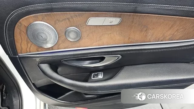 Mercedes-Benz E-Class W213 id 3583375 из Кореи 9