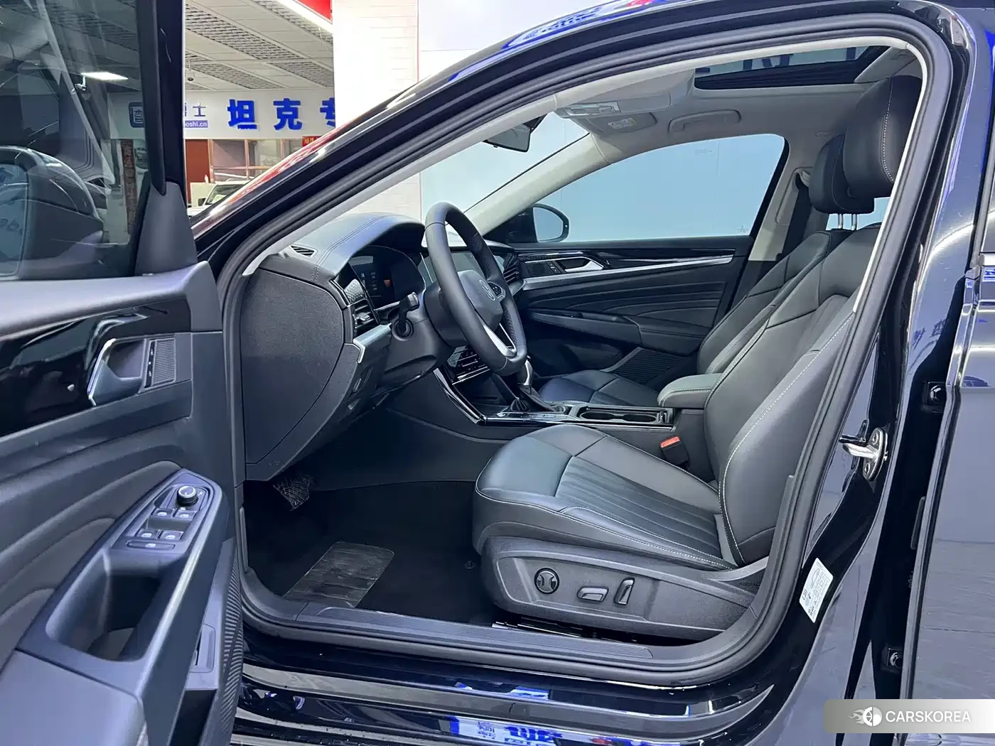 Volkswagen Passat id 4622536 из Китая 9