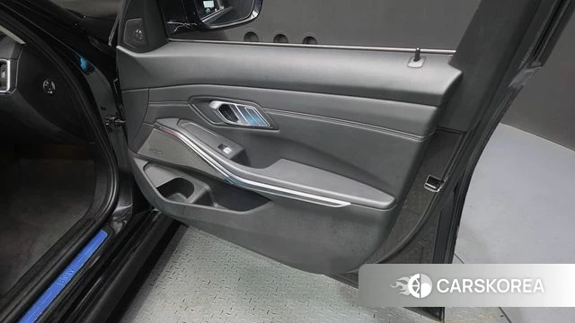 BMW 3 Series (G20) id 4202802 из Кореи 9