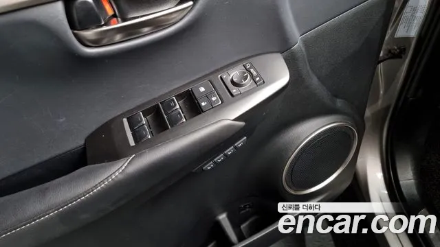 Lexus NX300h id 2844661 из Кореи 9