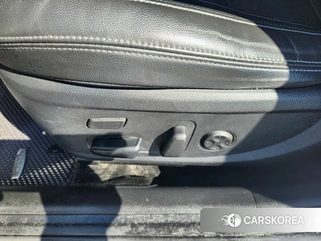 Hyundai The New Grandeur IG id 3898057 из Кореи 9