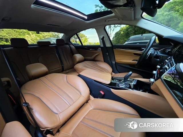 BMW 5 Series (G30) id 4295125 из Кореи 9