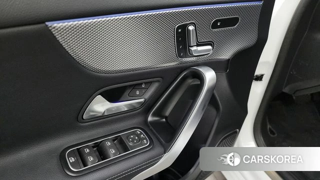 Mercedes-Benz A-Class W177 id 3838842 из Кореи 9