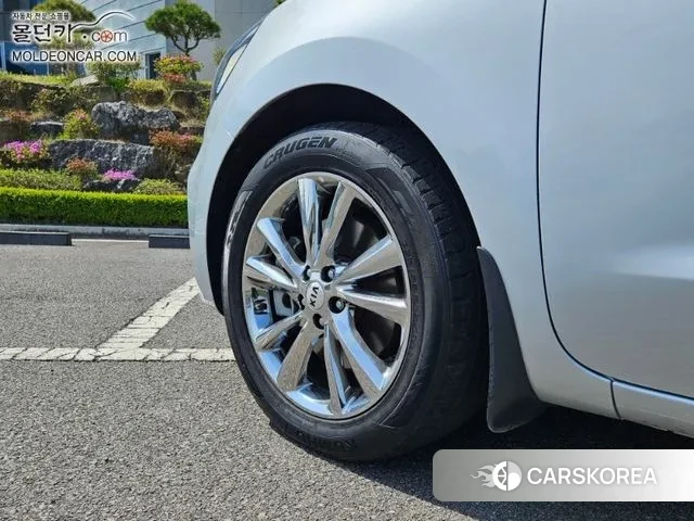 Kia The New Carnival id 3429490 из Кореи 9