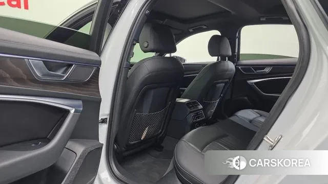 Audi A6 (C8) id 3493940 из Кореи 9