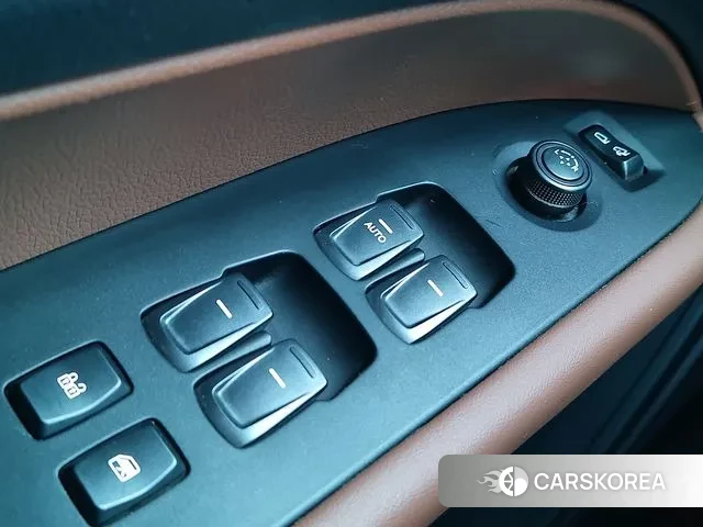 Ssangyong Rexton Sports id 3449862 из Кореи 9