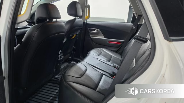 Kia Niro Plus id 4854140 из Кореи 9