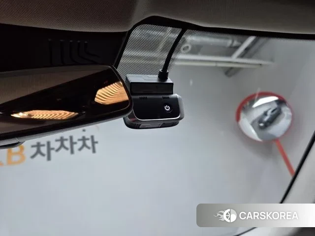 BMW 5 Series (G30) id 3291961 из Кореи 9