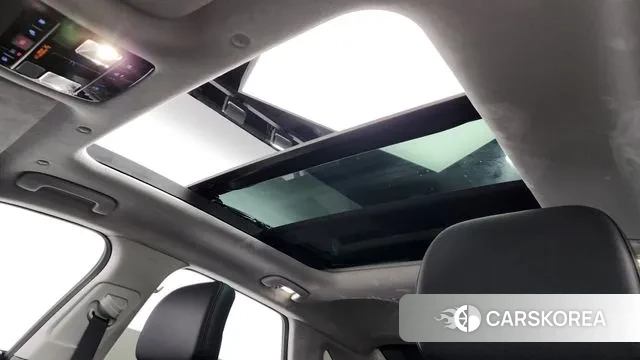 Hyundai Grandeur Hybrid (GN7) id 2884131 из Кореи 9