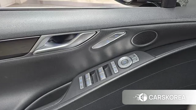 Genesis G80 (RG3) id 3697959 из Кореи 9