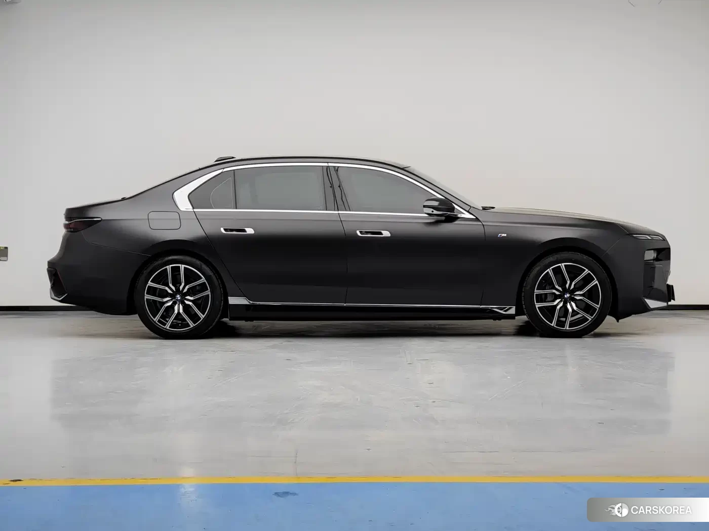 BMW i7 id 4559662 из Китая 9