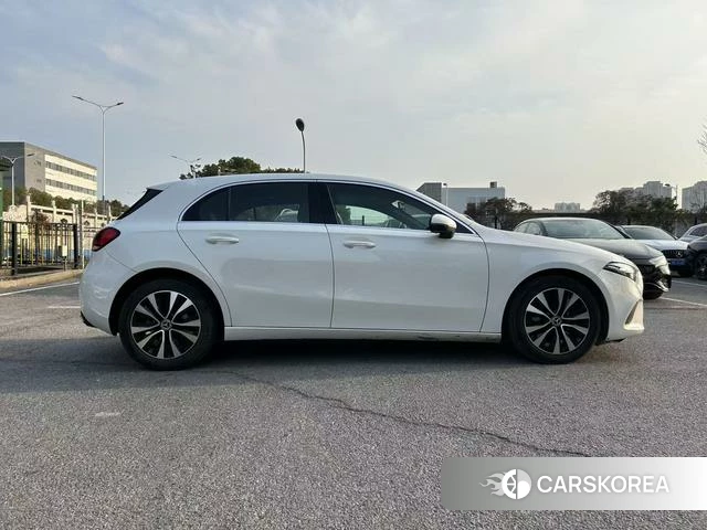 Mercedes-Benz Class A (imported) id 3895975 из Китая 9