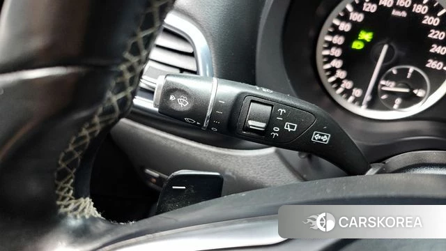 Infiniti Q30 id 4019938 из Кореи 9