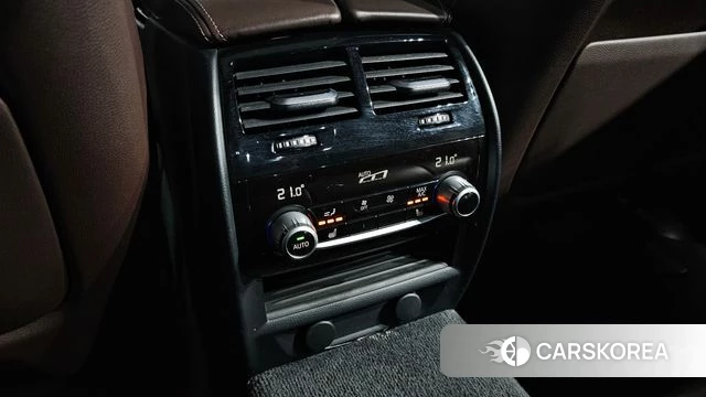 BMW 5 Series (G30) id 3894233 из Кореи 9