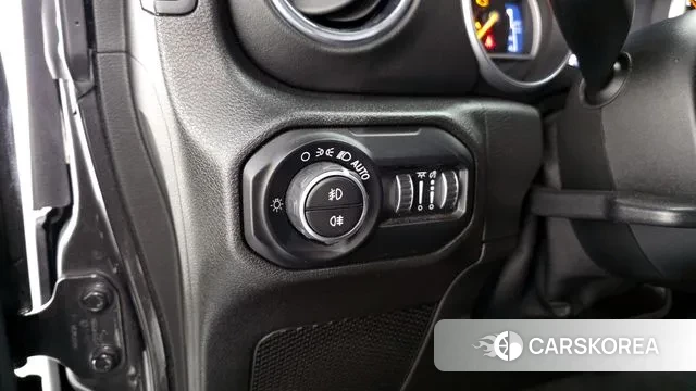 Jeep Wrangler (JL) id 3677467 из Кореи 9