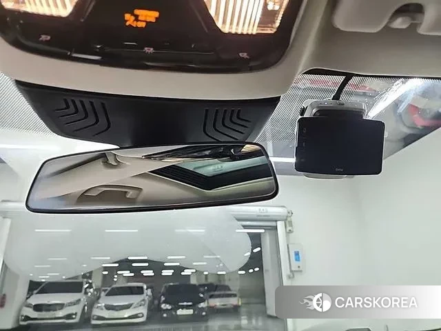 BMW 5 Series (G30) id 3031824 из Кореи 9