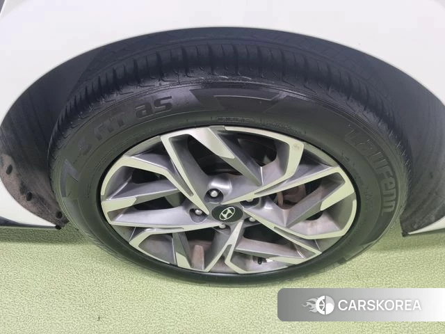 Hyundai Sonata (DN8) id 4890377 из Кореи 9