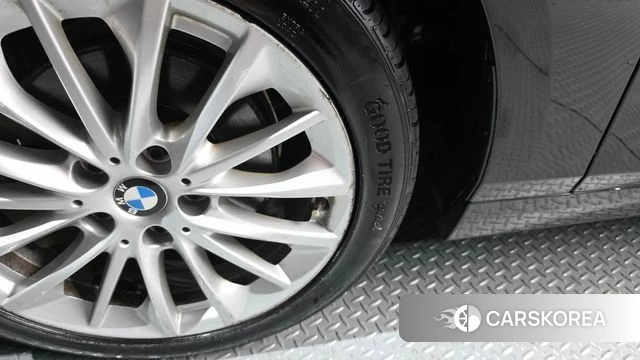 BMW 1 Series (F40) id 3827953 из Кореи 9