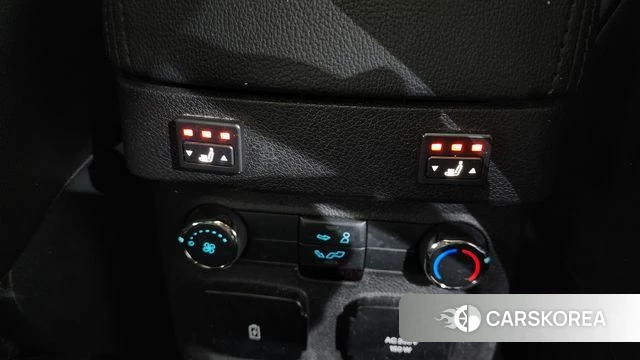 Ford Explorer id 3966479 из Кореи 9