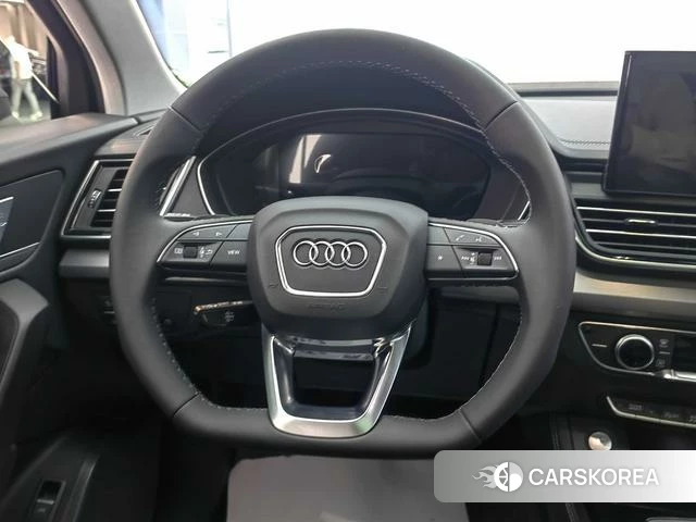 Audi Q5L id 4265848 из Китая 9