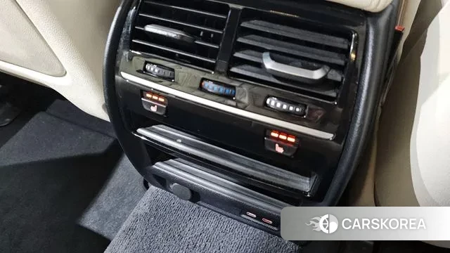 BMW 5 Series (G30) id 3144435 из Кореи 9